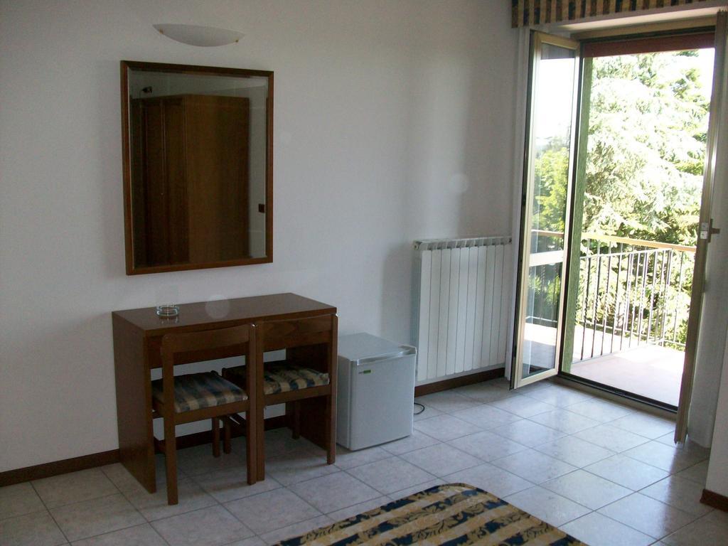 Hotel Santorotto Di Fabio Terrosi Sinalunga Room photo